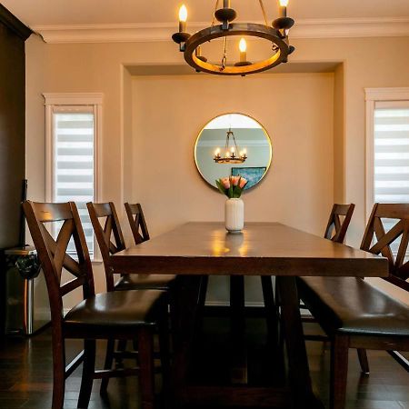 Bellamy Manor Large Home With 5Beds! In Langford Victoria Exterior foto