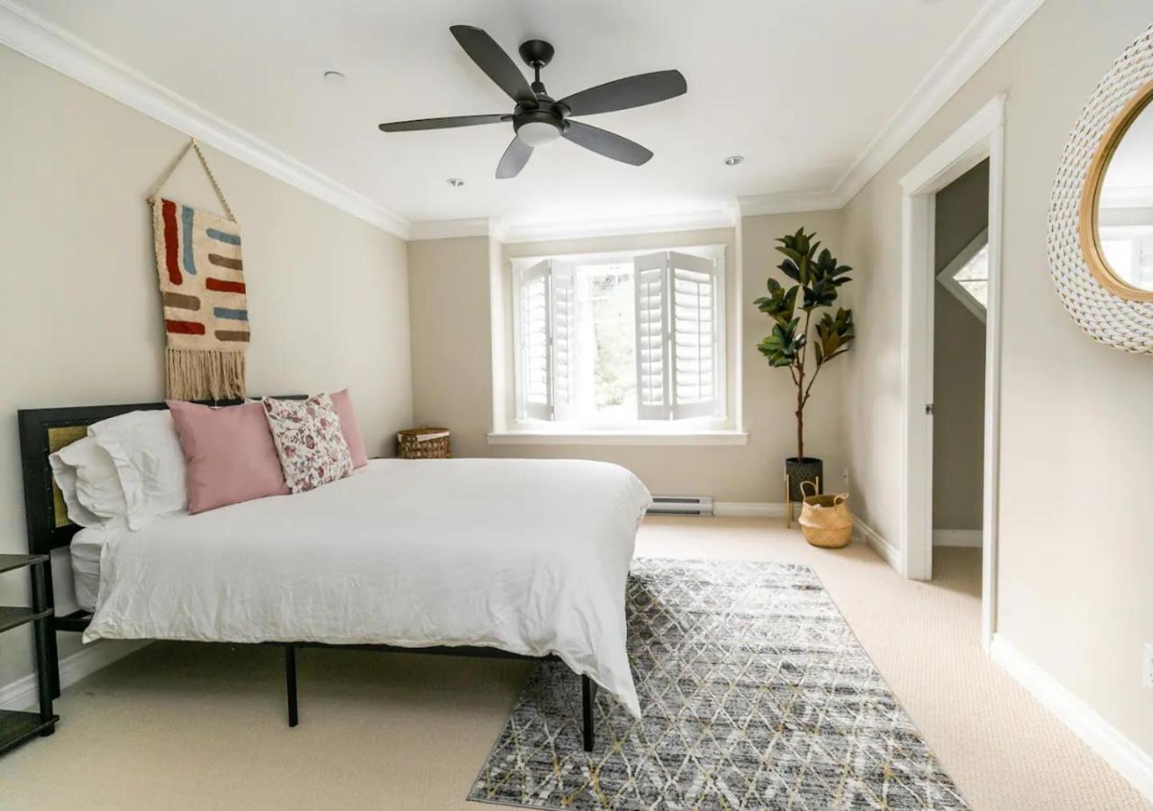 Bellamy Manor Large Home With 5Beds! In Langford Victoria Exterior foto
